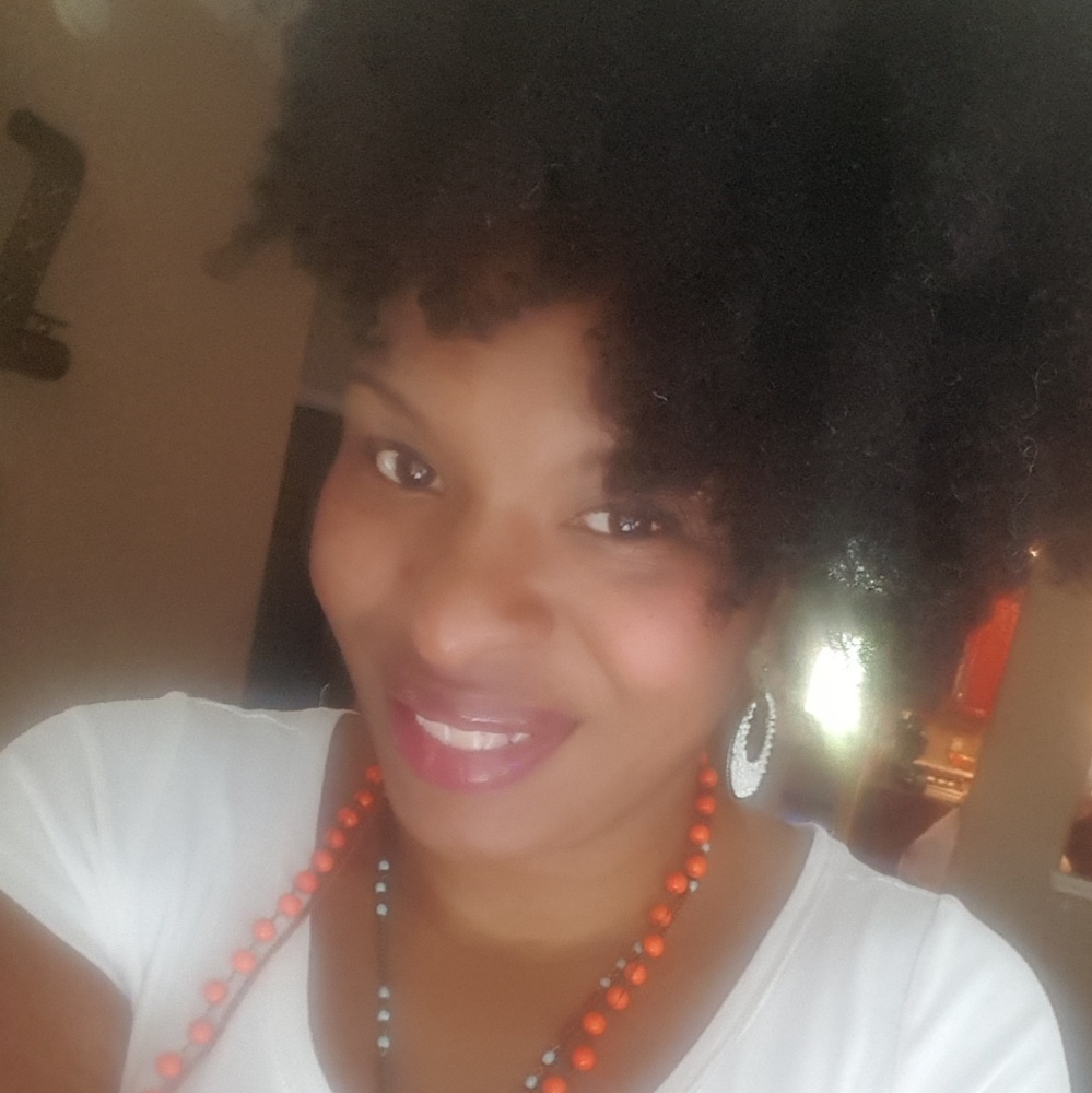 Meet your Posher, Joilabry